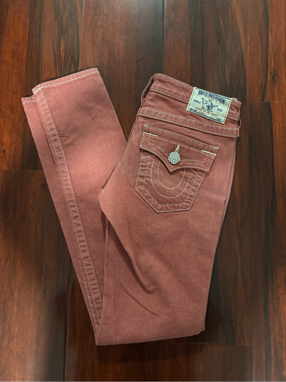 True Religion Women’s Rose-Mauve Skinny Jeans with Signature Pocket Flap